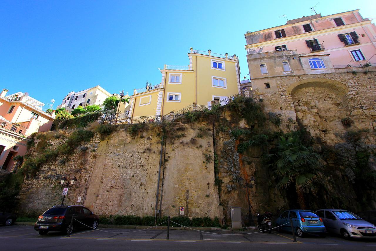 Il Viaggiatore Gaeta Medievale B&B Extérieur photo