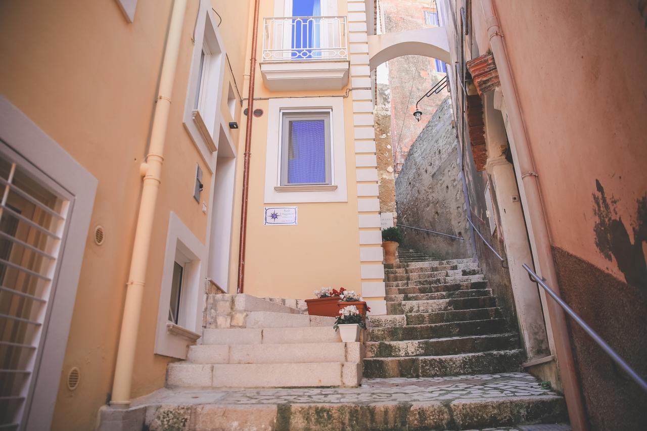 Il Viaggiatore Gaeta Medievale B&B Extérieur photo