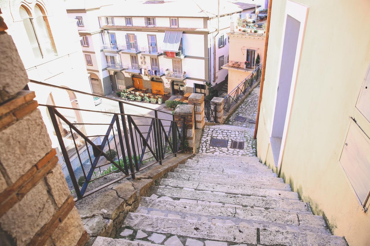 Il Viaggiatore Gaeta Medievale B&B Extérieur photo