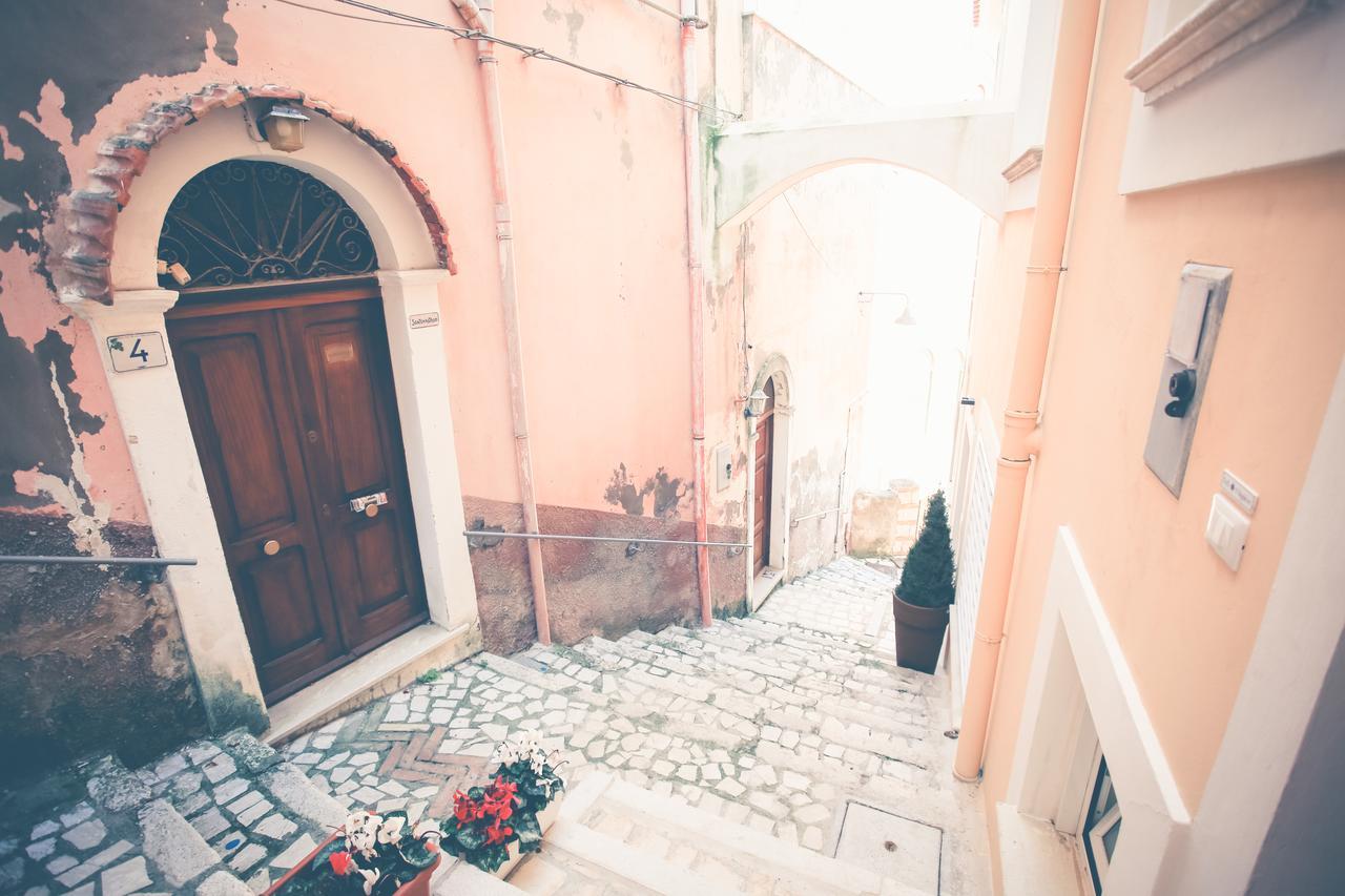 Il Viaggiatore Gaeta Medievale B&B Extérieur photo